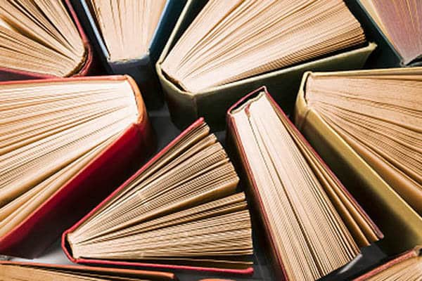 اخبار کتاب و ادبیات: از انتصابات جدید تا حضور بین‌المللی ایران در نمایشگاه‌های کتاب