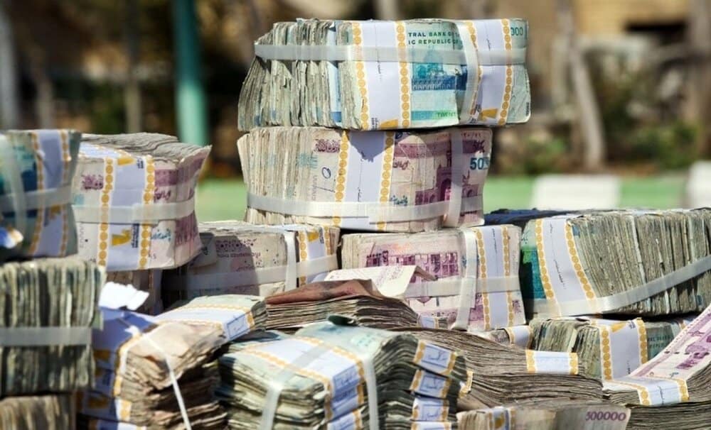 عبور حجم نقدینگی از مرز ۹هزار همت