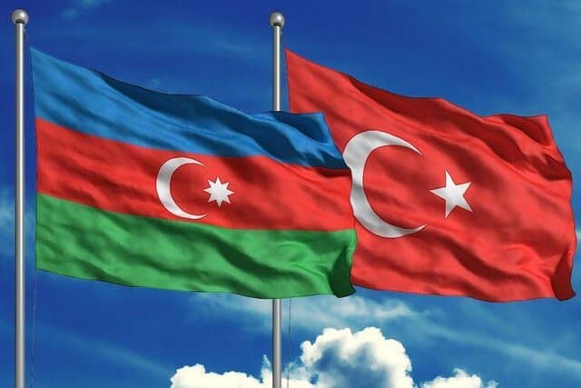 محور آذربایجان و ترکیه همزمان در دو پرونده می توانند به ما آسیب های جدی وارد کنند