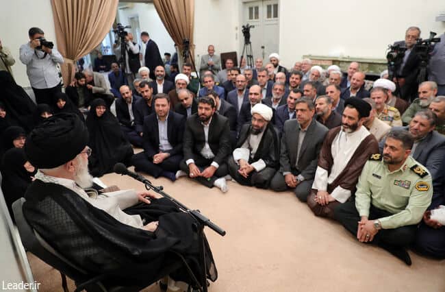 بیانات رهبر انقلاب در دیدار دست‌اندرکاران کنگره ملی شهدای کرمانشاه