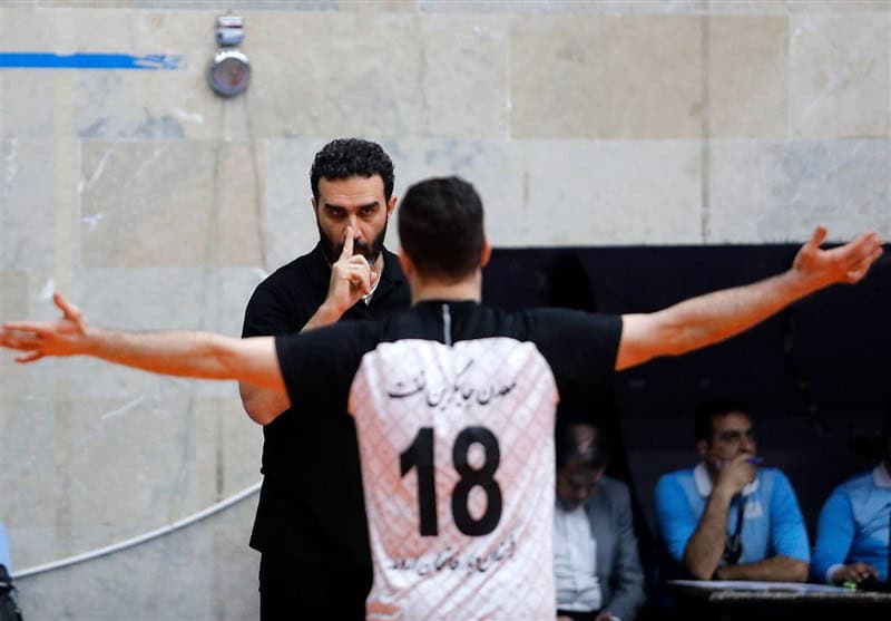 تیم مس را نابود کردند