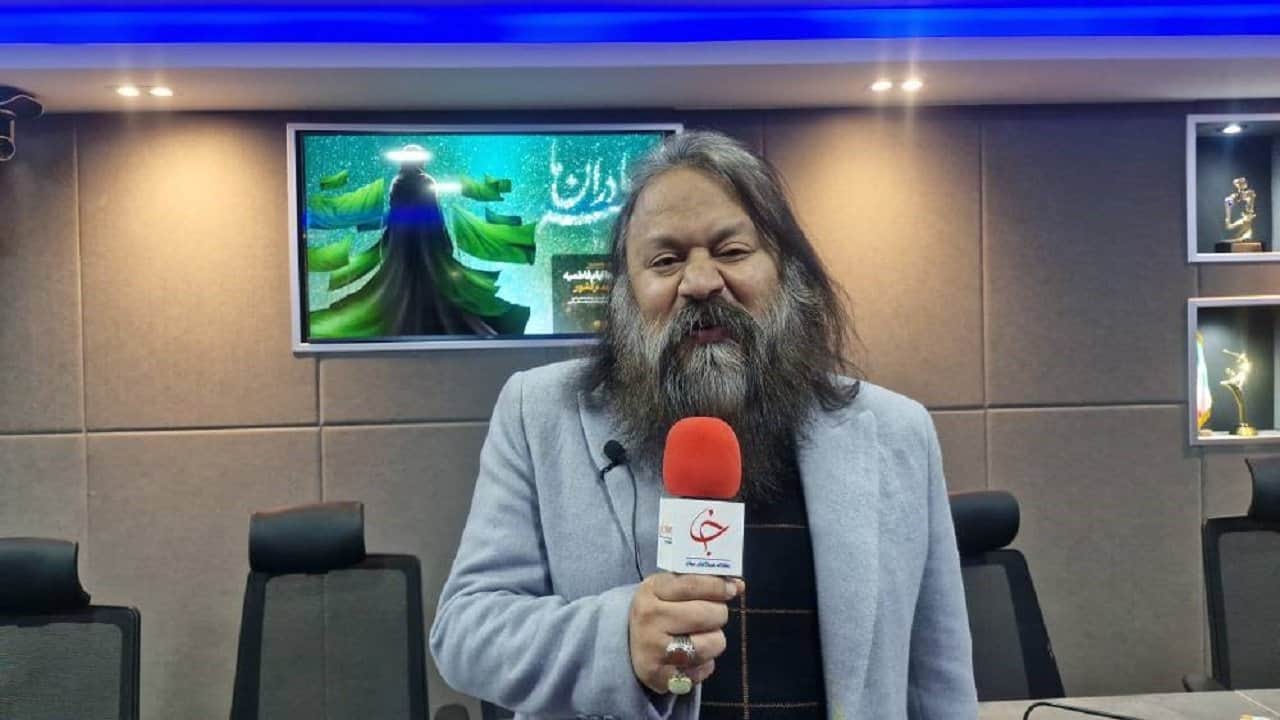 تئاتر حق مطلب را ادا می‌کند