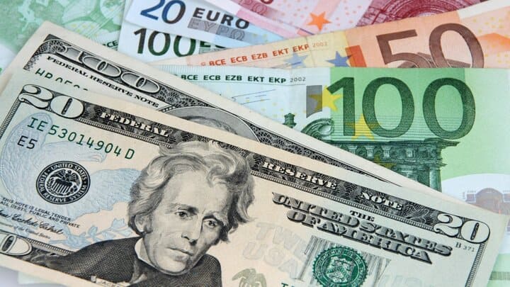 قیمت دلار در صرافی ملی به ۵۲۹۲۴ تومان رسید