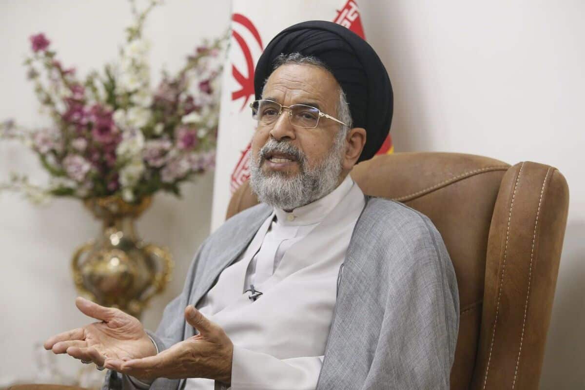 شعار وفاق فراخوانی برای مشارکت همه جناح‌ها است