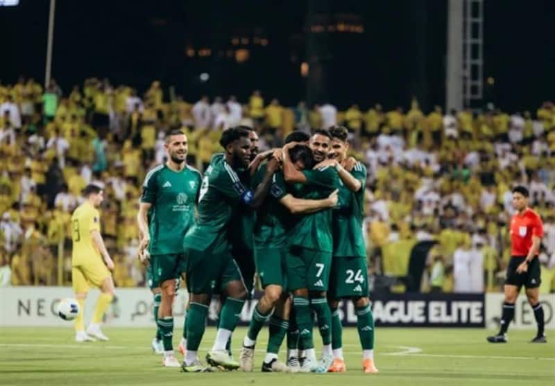 الاهلی با ترکیب اصلی‌ اش برابر استقلال قرار می‌گیرد