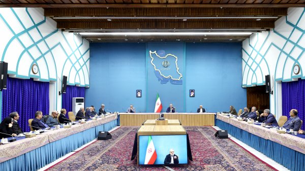 رئیس‌جمهور:  آینده کشور به نوع نگرش و عملکرد امروز ما بستگی دارد