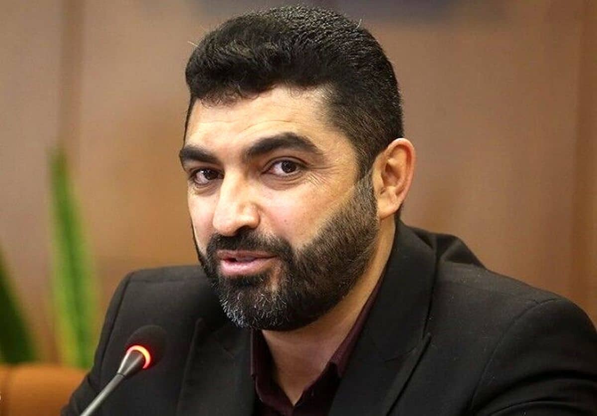 دولتمردان به جای اصلاح قانون عفاف و حجاب به مشکلات معیشتی مردم رسیدگی کنند