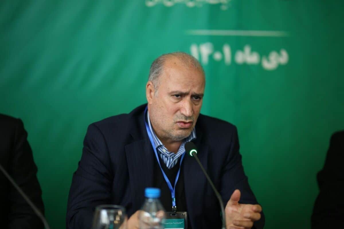 در برخی استان‌ها هنوز مشکل ورود بانوان به ورزشگاه‌ها وجود دارد
