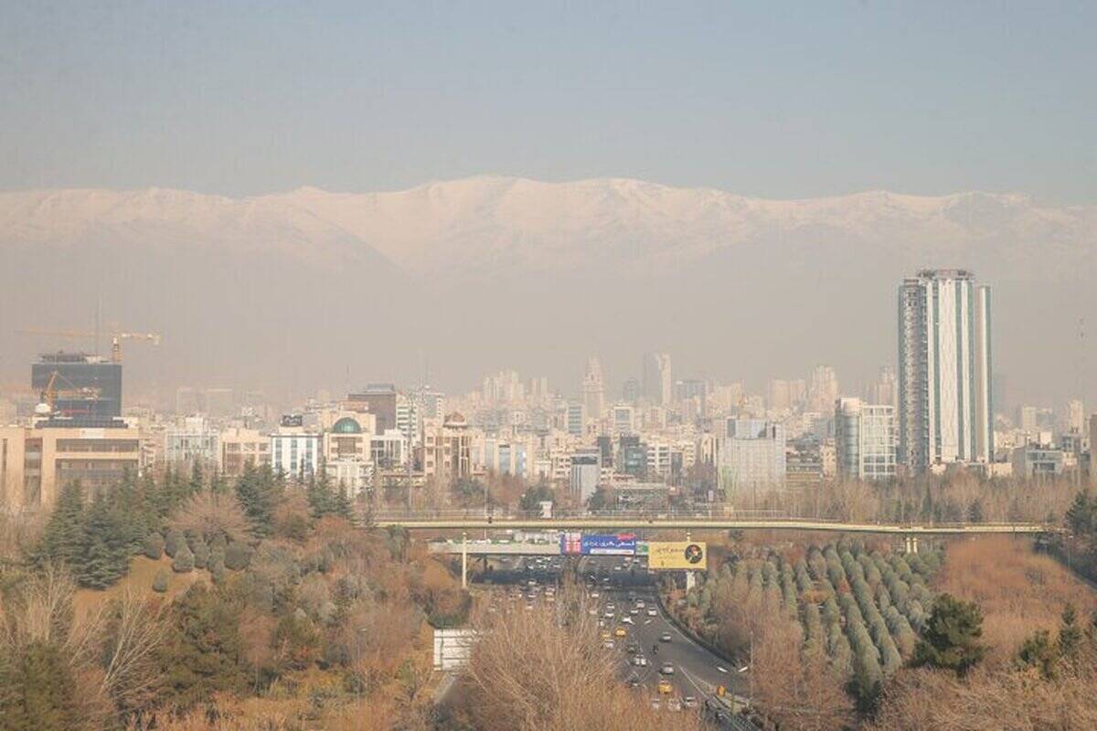 وضعیت هوای تهران همچنان قرمز