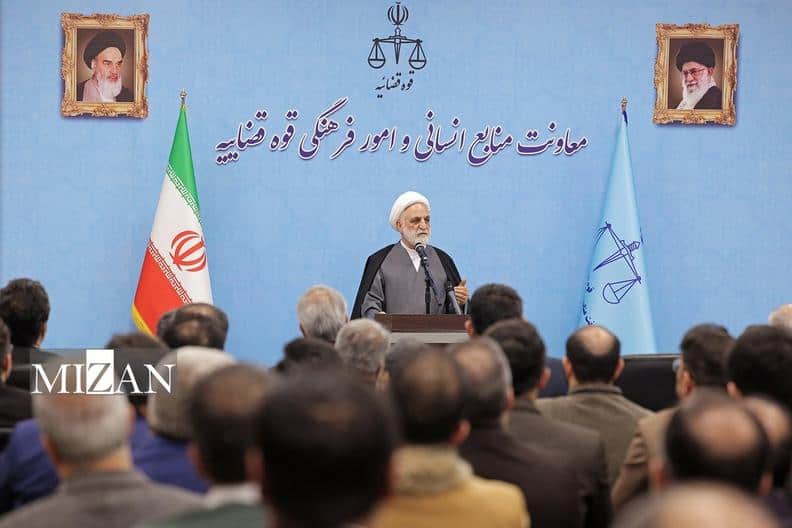 باید در بخش‌های مختلف دستگاه قضایی، فرایند‌ها را در چهارچوب ضوابط کوتاه کنیم