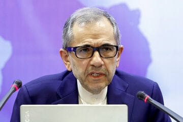 تخت‌ روانچی گفت حتما مجوز مذاکره داشتیم و خلاف نظر رهبر انقلاب نیست