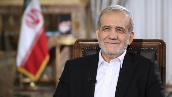 بنزین گران می شود/ تلاش کردیم به وعده وفاق ملی عمل کنیم
