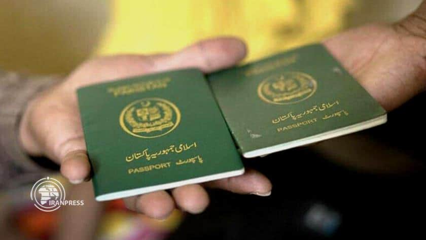 ابطال ۱۰ هزار گذرنامه پاکستانی‌ها در ایران
