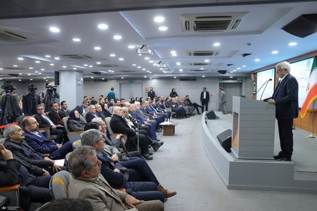 ایران وطن و خانه شماست و برای ورود شما به کشور خوش‌آمد می‌گوییم