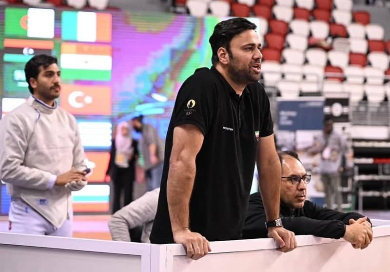 رهبری: عملکرد فتوحی و باهر معمولی بود/ جوانان باید بجنگند