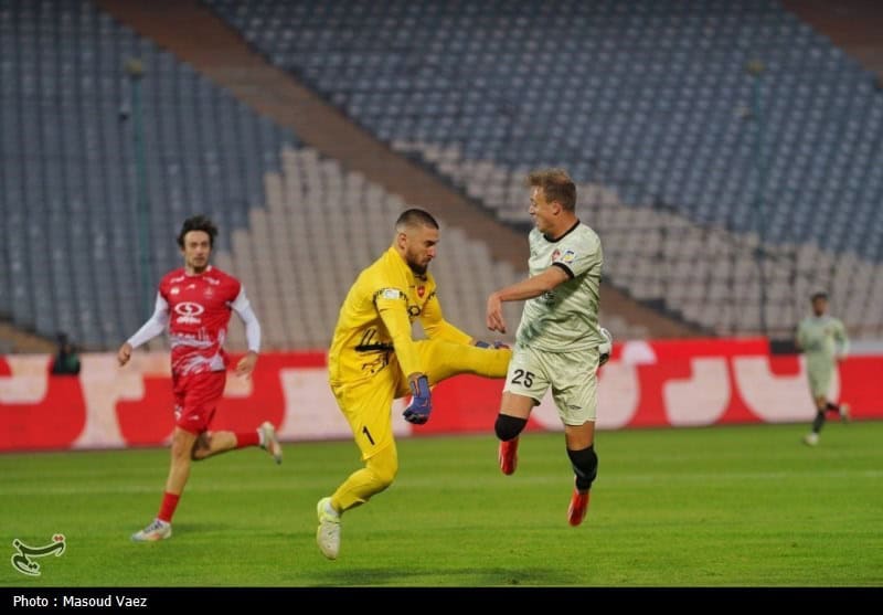 ورود وزیر ورزش به اتفاقات دیدار پرسپولیس – تراکتور