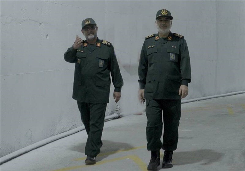 ما مصمم هستیم با همت بلند رزمندگان و به اذن رهبرانقلاب حادثه های بزرگی را رقم بزنیم