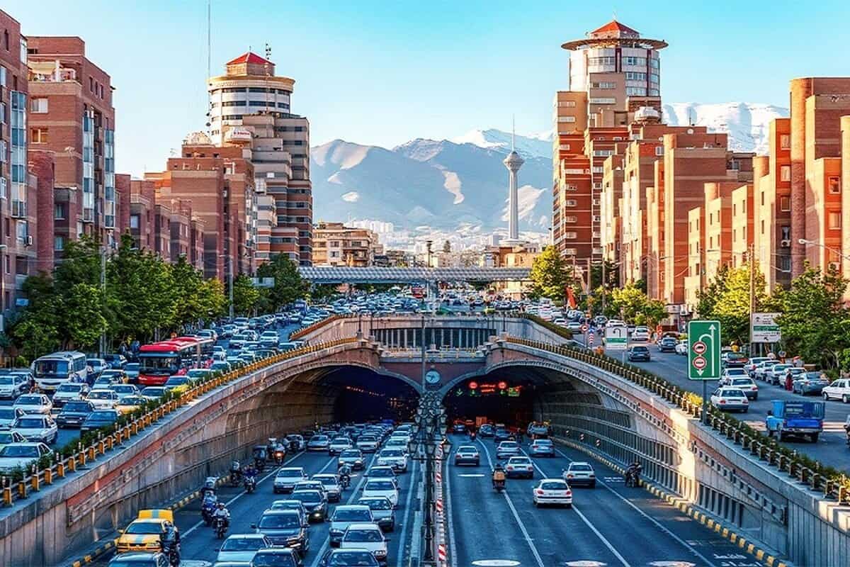 انتقال پایتخت؛ رؤیا یا چالش؟ واکاوی پروژه‌ای تکراری با محوریت مکران