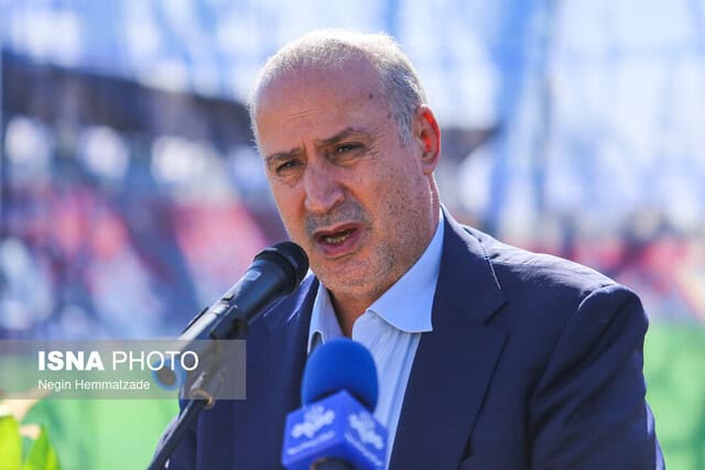 فکر می‌کنم نمایندگان AFC هر ۱۶ ورزشگاه را تایید کنند