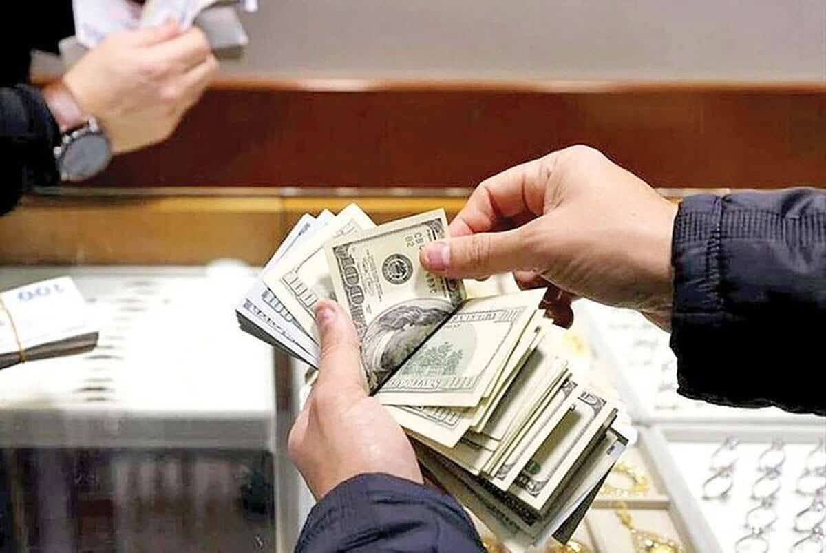 جهش دلار در سایه سکوت بانک مرکزی؛ مدیریت یا بی‌تفاوتی؟