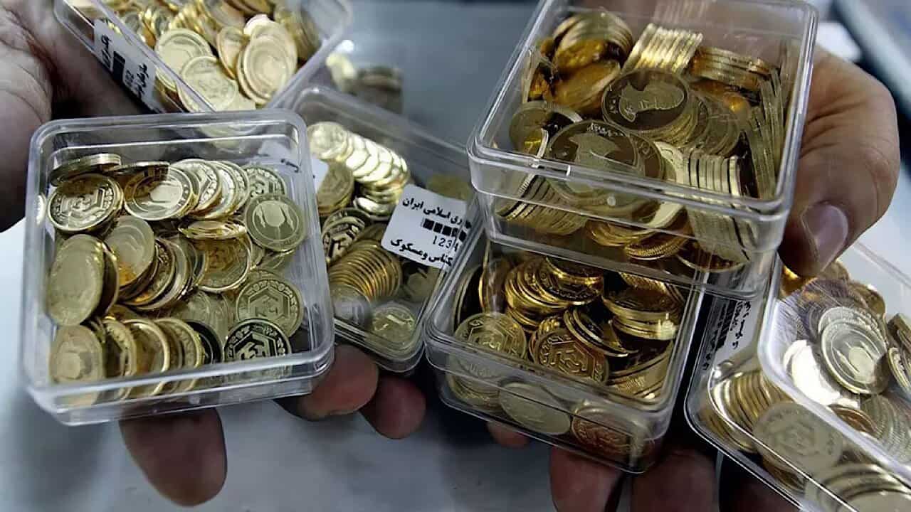 از فردا انواع سکه ضرب ۱۳۸۶ حراج می‌شود