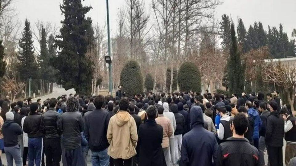 نقش عناصر گروهک‌های ضد انقلاب در ارتباط با قتل دانشجوی دانشگاه تهران