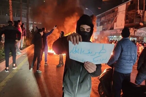 تنش در فرودگاه بیروت به‌علت جلوگیری از فرود هواپیمای ایرانی