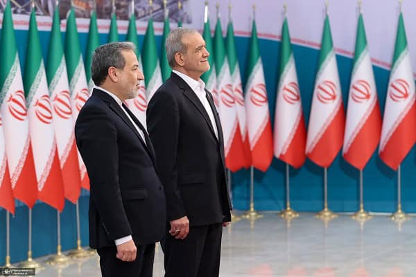 عراقچی: هرگز از موضع ضعف پای میز مذاکره نمی‌رویم