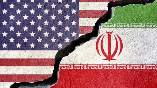 تقابل دیپلماسی و خصومت: آیا ایران و آمریکا به نقطه‌ی بازگشت نزدیک می‌شوند؟