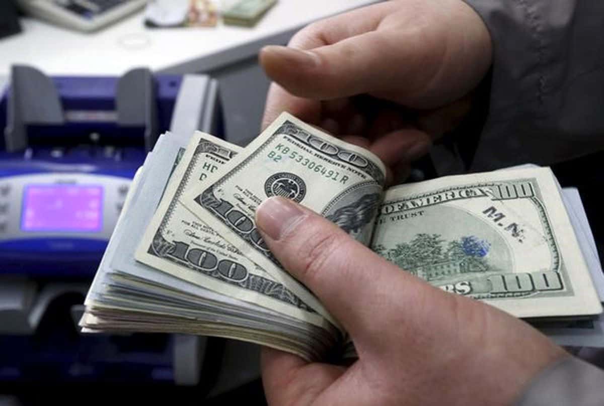 دلیل محاسبه دلار ۱۰۰ هزار تومانی قیمت سکه غلط است؟
