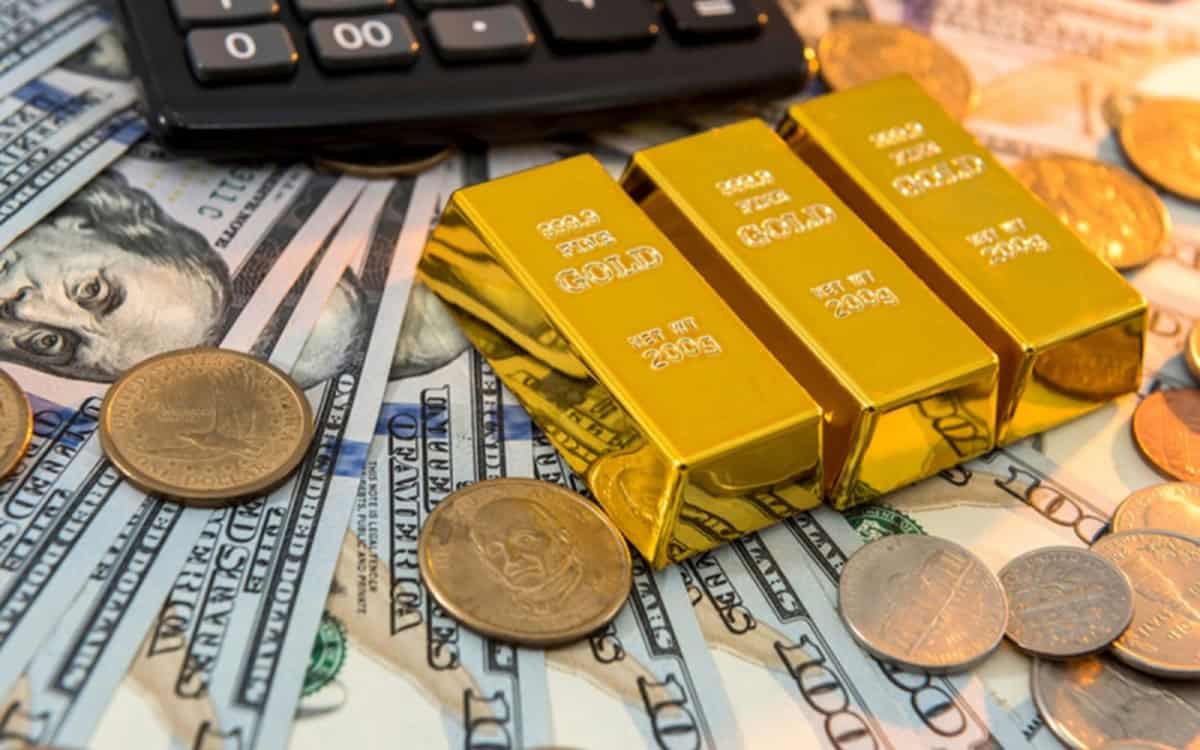 نقش اظهارات وزیر اقتصاد در بی‌ثباتی بازارها؛ مدیریت بحران یا عامل بحران؟