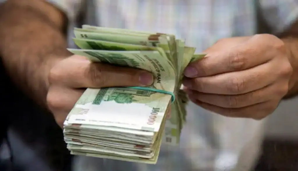 تأثیر افزایش دستمزد بر کاهش بیکاری ارادی؛ راهکار یا چالش جدید؟