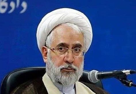 دادستان‌ها با اخلالگران در امنیت روانی «در فضای مجازی و حقیقی» برخورد قاطع کنند