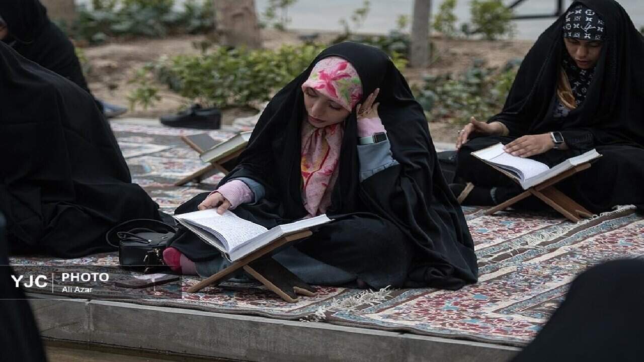 خودتان را در معرض قرآن قرار دهید