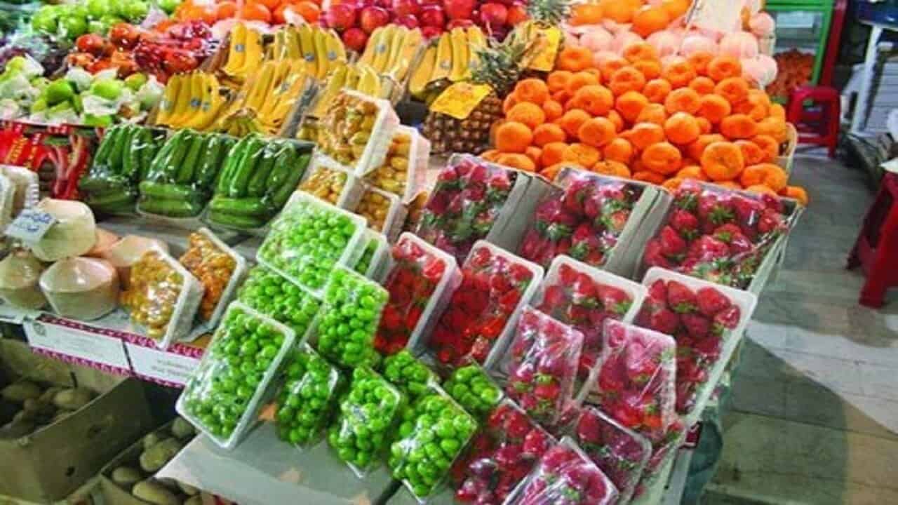 کاهش قیمت 30 درصدی میوه‌های نوبرانه در بازار