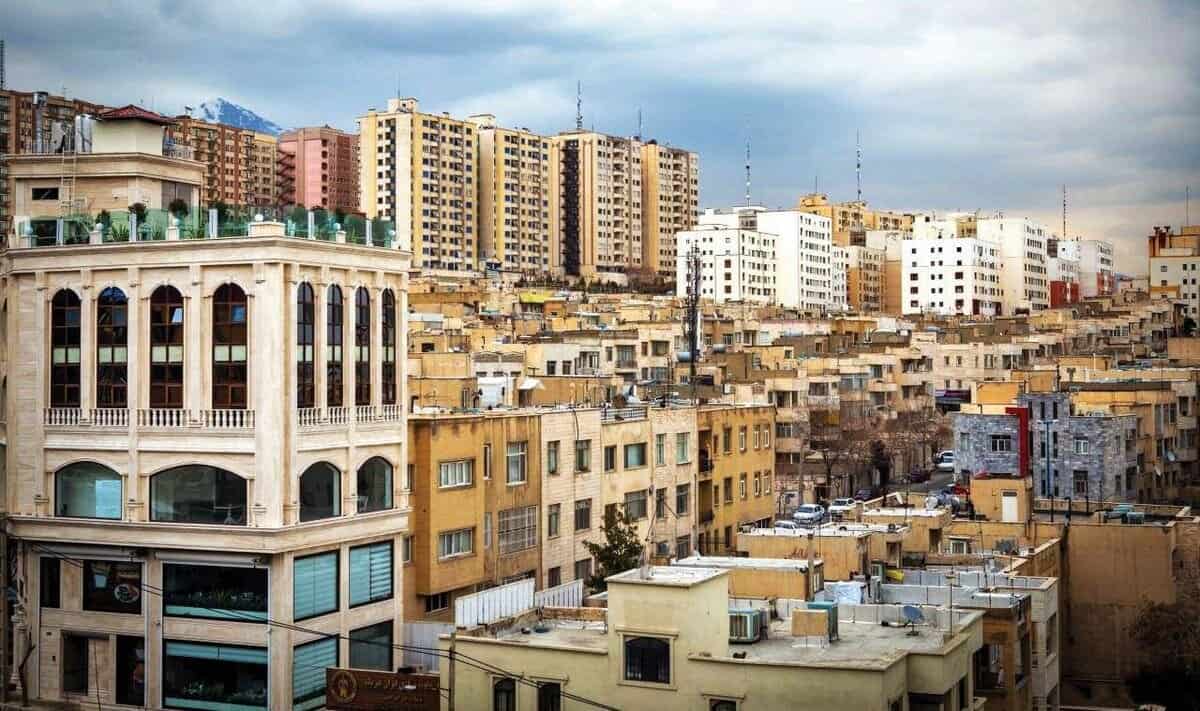 آینده بازار مسکن در سال ۱۴۰۴؛ رکود ادامه‌دار یا فرصتی طلایی برای خریداران واقعی؟