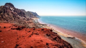 محیط‌زیست هرمزگان: خاک هرمز را پُست کنید