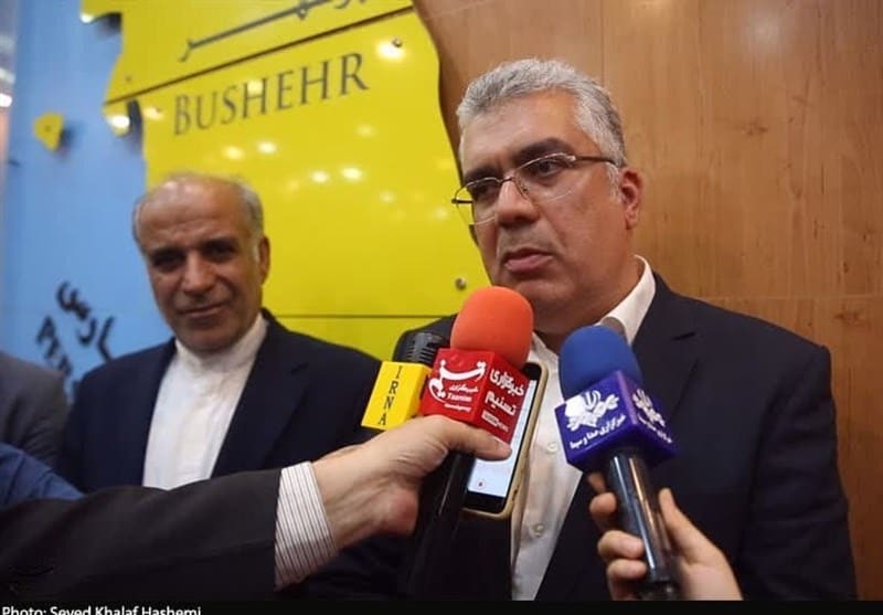 مدیریت واردات گوشی‌های آیفون: اولویت با کالاهای اساسی و ضروری است