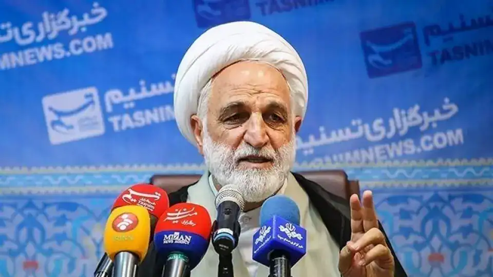 رئیس قوه قضاییه: موتور و خودرو را توقیف کرده‌اند می‌پرسیم مال کیست؟ می‌گویند نمی‌دانیم!