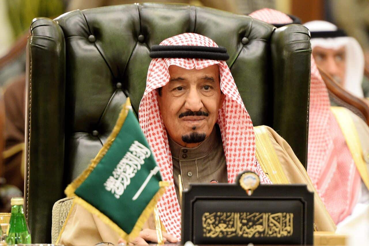 دعوت پادشاه عربستان از سران شورای همکاری خلیج فارس برای برگزاری نشست با ترامپ