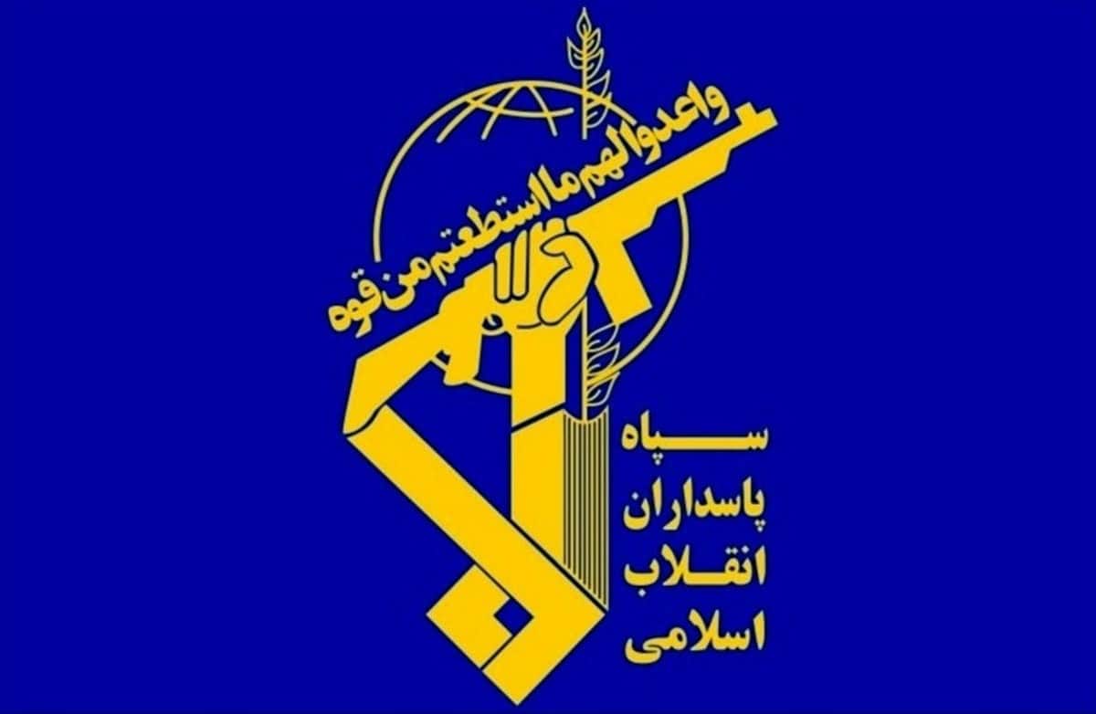 بیانیه سپاه : دست بر ماشه ، آماده پاسخ پشیمان‌کننده به دشمن هستیم