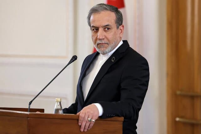 عراقچی: اغراض سیاسی برای تغییر نام خلیج‌فارس، نشان‌دهنده نیت خصمانه علیه ایران است