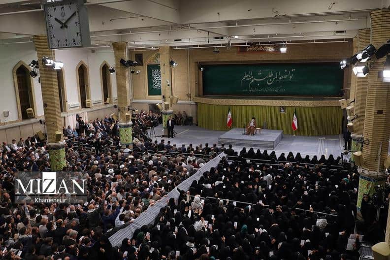 جمعی از معلمان کشور فردا با رهبر انقلاب دیدار می‌کنند
