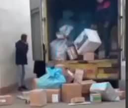 توضیحات دفتر ارتباطات و امور بین الملل پست در مورد انتشار کلیپ «تخلیه عجیب بار پستی مردم»