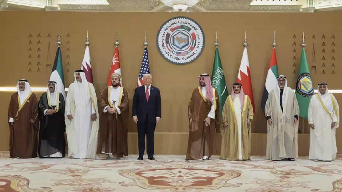 به ایران حمله نکنید / اسم خلیج فارس را تغییر ندهید