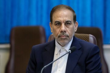 برخورد قاطع با جاسوسان و وطن‌فروشان حمایت‌کننده دشمن در شرایط حساس کشور