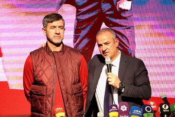 کریم باقری جانشین کارتال؟ پرسپولیس در دو راهی سرمربیگری