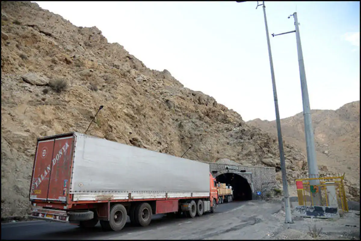 جاسوسان موساد از ٣ سال گذشته در ایران، شوفر کامیون شدند/ رانندگان کشور منافق نیستند
