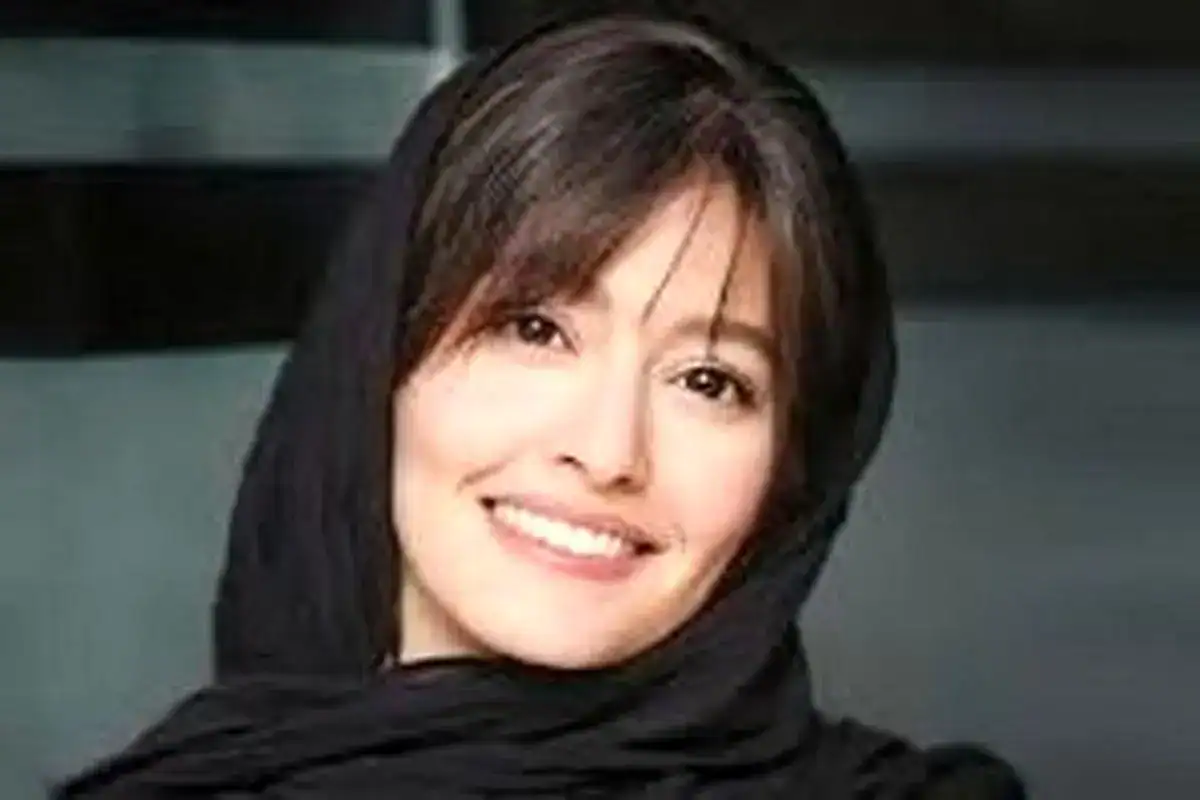 سلفی جدید پردیس احمدیه در خودروی شخصی اش
