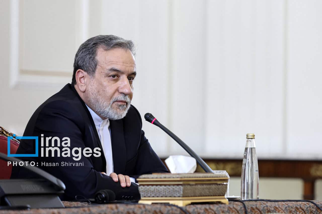 عراقچی: سربازان میدان دیپلماسی در طول جنگ در کنار نیروهای مسلح قهرمانانه ایستادند